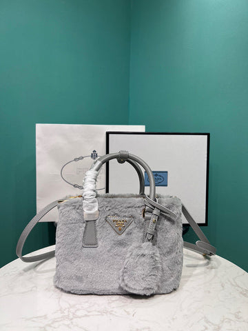 Prada Bags - 1374