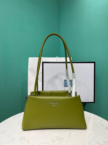 Prada Bags - 4521