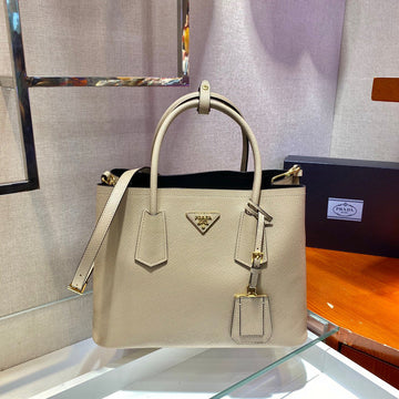 Prada Bags - 4767