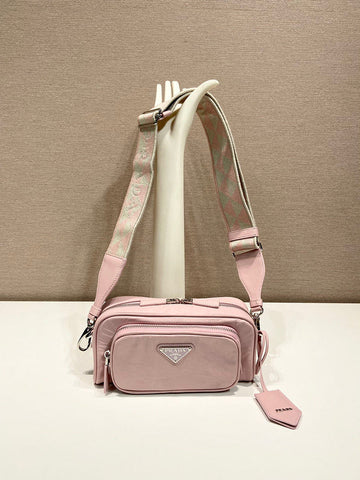 Prada Bags - 912
