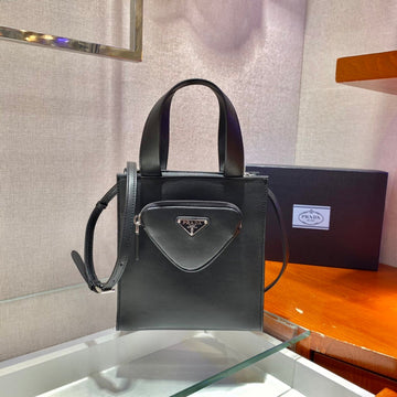 Prada Bags - 7133