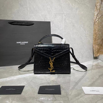 Yves Saint Laurent - Bags   162