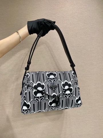 Prada Bags - 4611