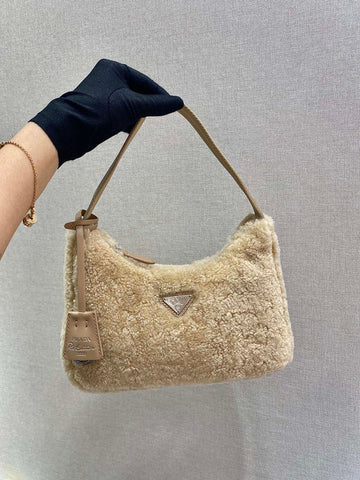 Prada Bags - 4619