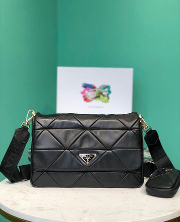 Prada Bags - 3689