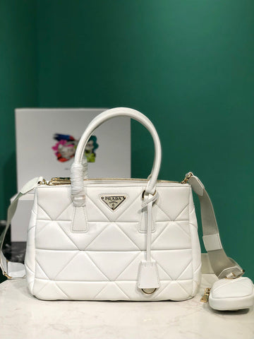 Prada Bags - 4489
