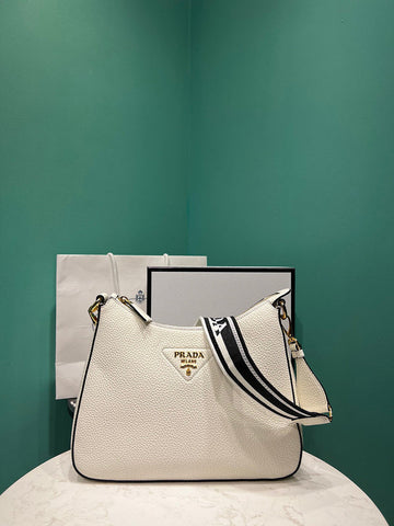 Prada Bags - 090