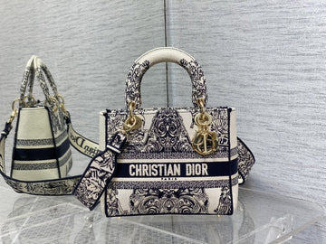 Dior Bags - 2643