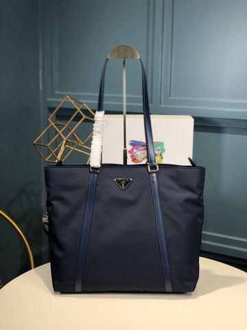 Prada Bags - 7428