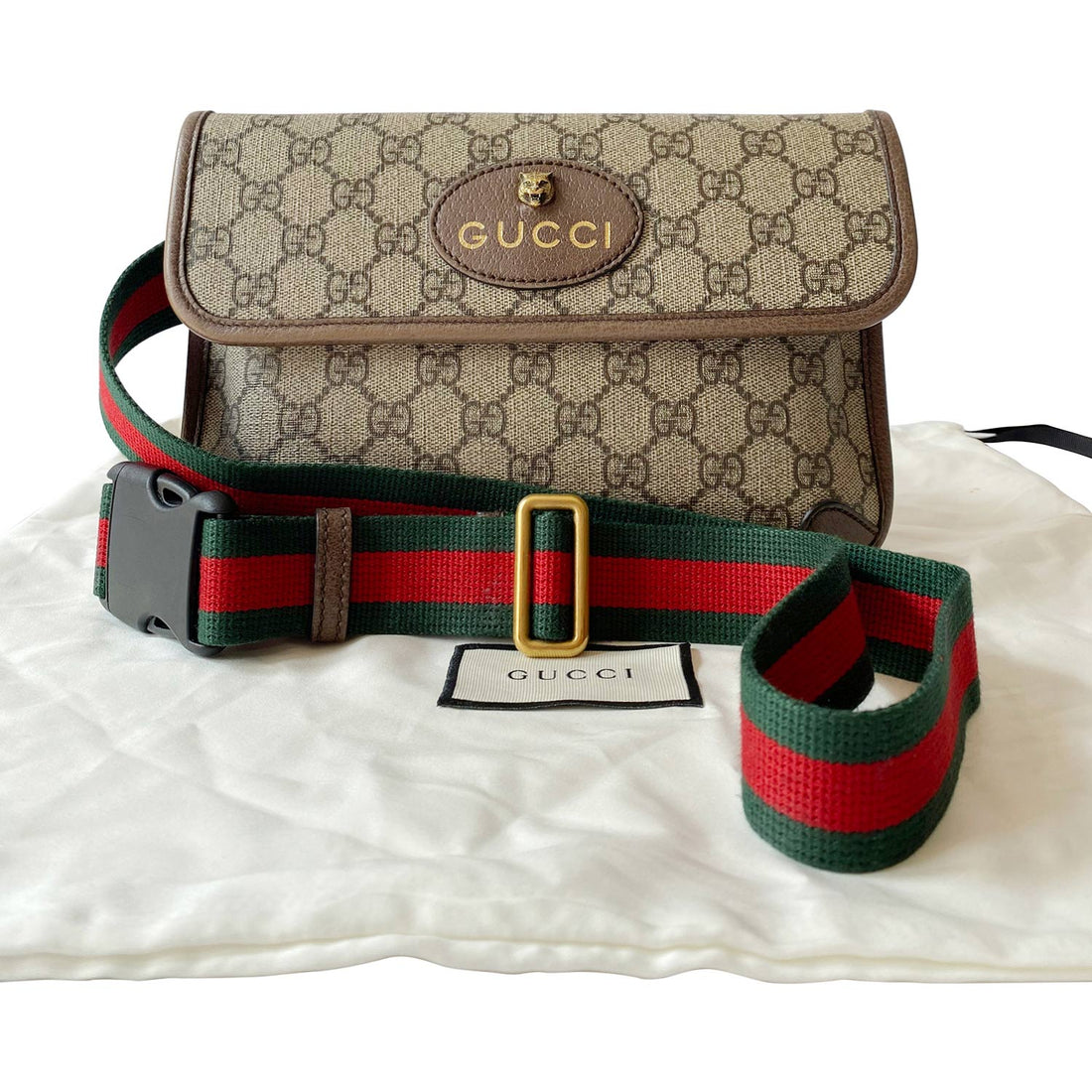Gucci Feline Neo   GG Supreme Belt Bag