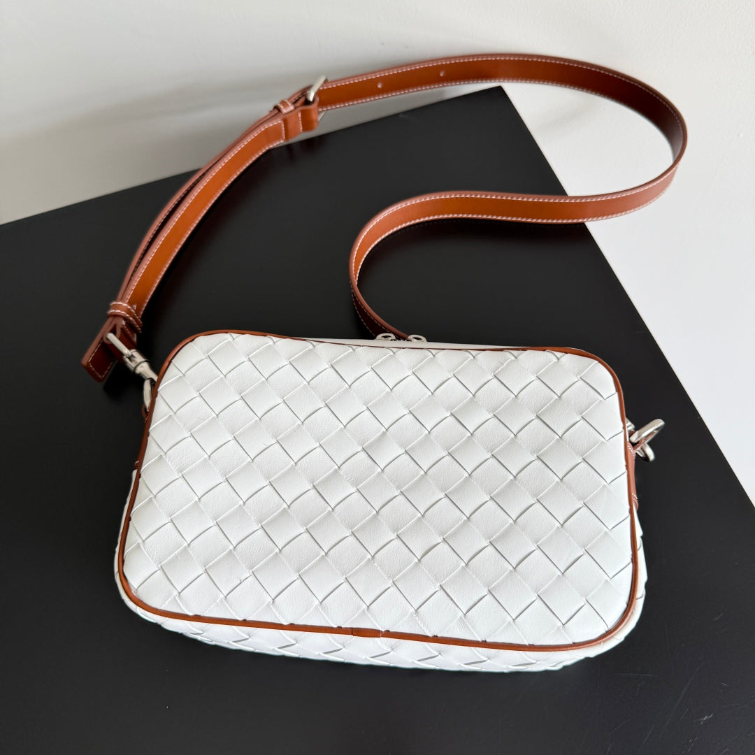 BOTTEGA VENETA 25S SMALL INTRECCIATO CAMERA BAG 24 IN WHITE CALFSKIN by House Of Sarah