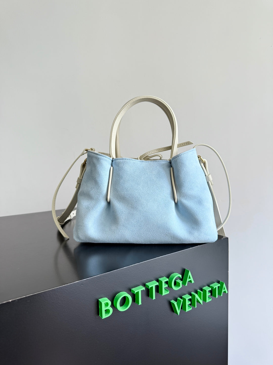 BOTTEGA VENETA 25S SMALL PINACOTECA REVERSIBLE BAG 24 IN IVORY CALFSKIN House Of Sarah Bags