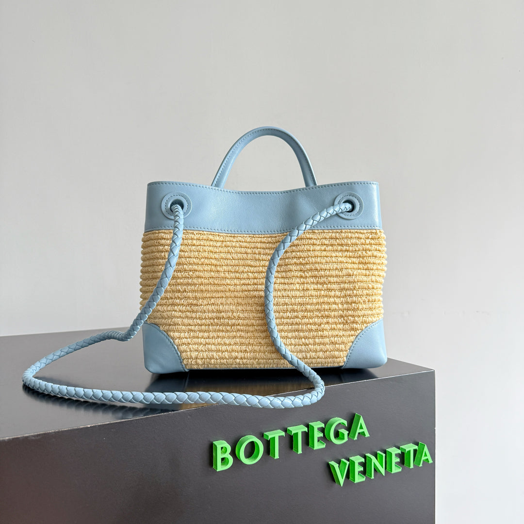 BOTTEGA VENETA 25S SMALL ANDIAMO 25 IN LIGHT BLUE CALFSKIN AND RAFFIA by House Of Sarah