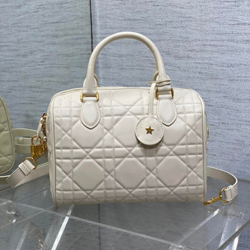 GROOVE 25 BAG IN WHITE CREAM LAMBSKIN House Of Sarah Bags