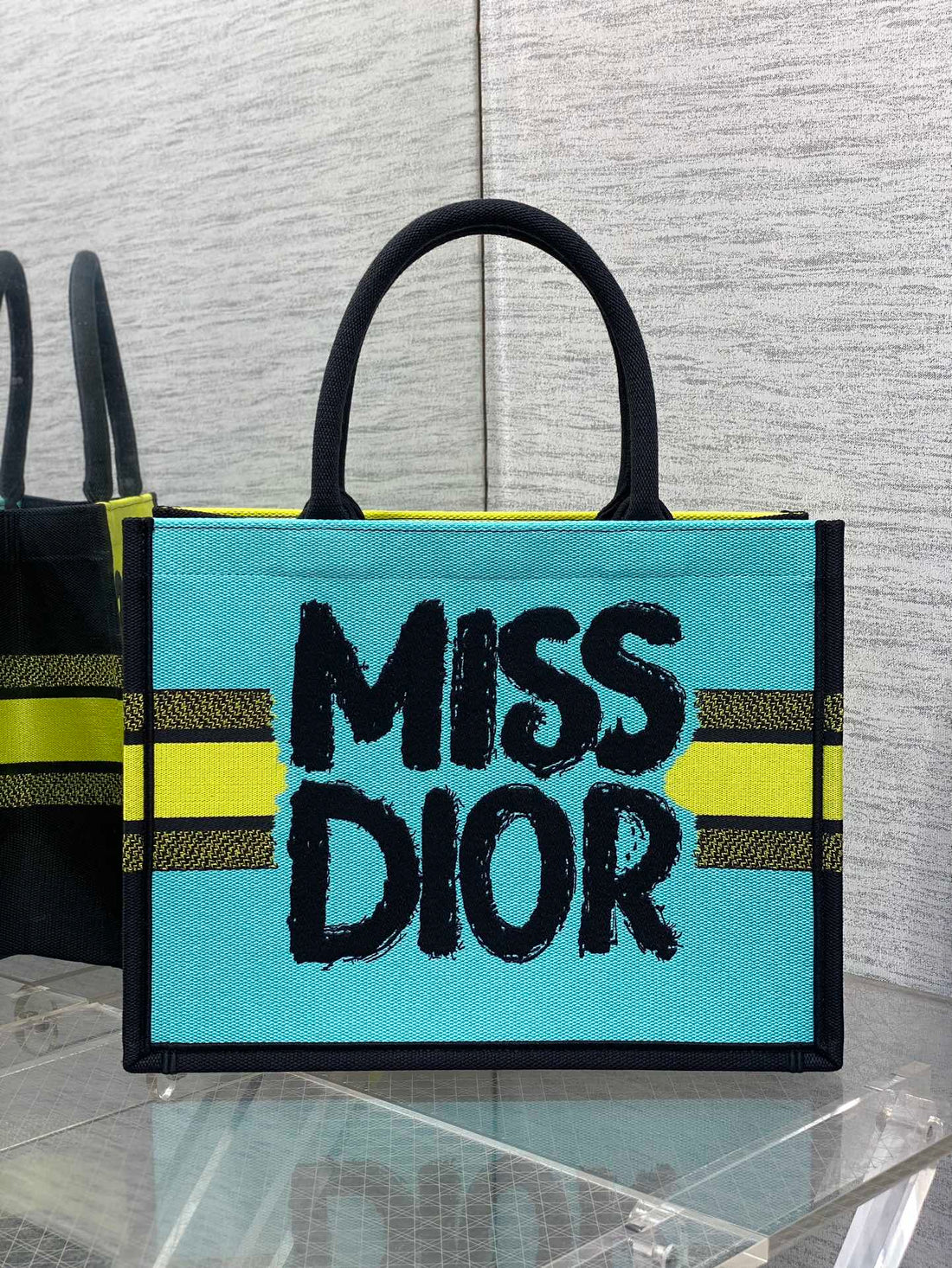 MEDIUM BOOK TOTE 36 IN COLORFUL CANVAS 226513 House Of Sarah Bags