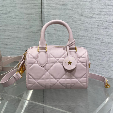 GROOVE 20 BAG IN LIGHT PINK LAMBSKIN House Of Sarah Bags