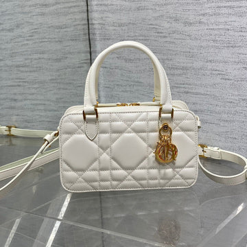 MINI GROOVE BAG 20 IN WHITE MACROCANNAGE LAMBSKIN 226485 By House Of Sarah