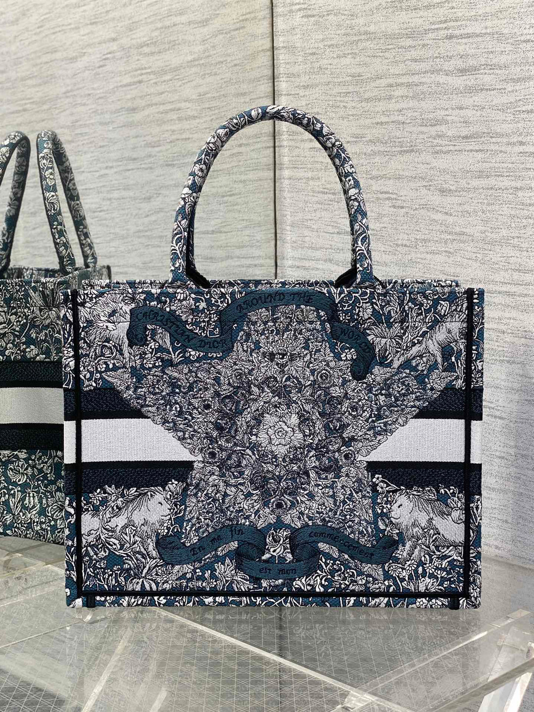 MEIDUM 36 BOOK TOTE IN BLACK CANVAS 226297 House Of Sarah Bags