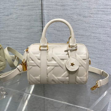 GROOVE 20 BAG IN WHITE CREAM MACROCANNAGE CALFSKIN WITH GOLD HARDWARE House Of Sarah