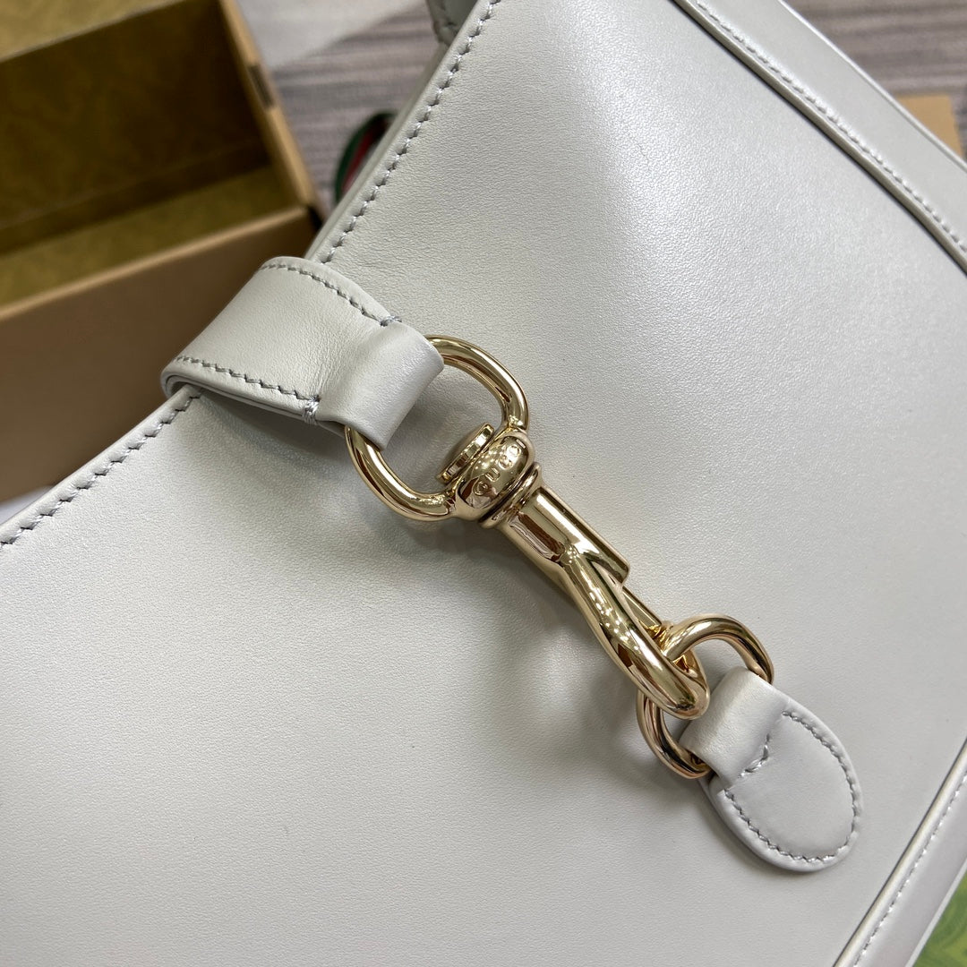 JACKIE SMALL SHOULDER BAG 27 IN WHITE CALFSKIN GOLD HARDWARE House Of Sarah