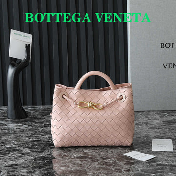 SMALL ANDIAMO 25 IN LIGHT PINK LAMBSKIN House Of Sarah Bags