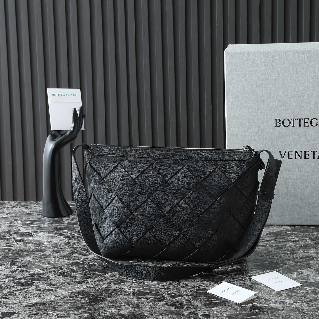 BOTTEGA VENETA 25S DIAGO HOBO 39 IN BLACK CALFSKIN by House Of Sarah