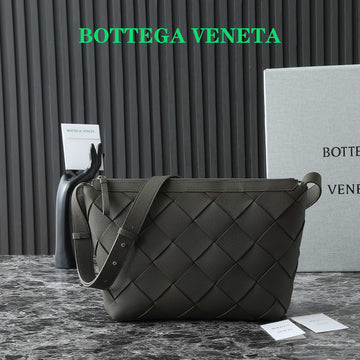 BOTTEGA VENETA 25S DIAGO HOBO 39 IN VERY DEEP OLIVE CALFSKIN House Of Sarah