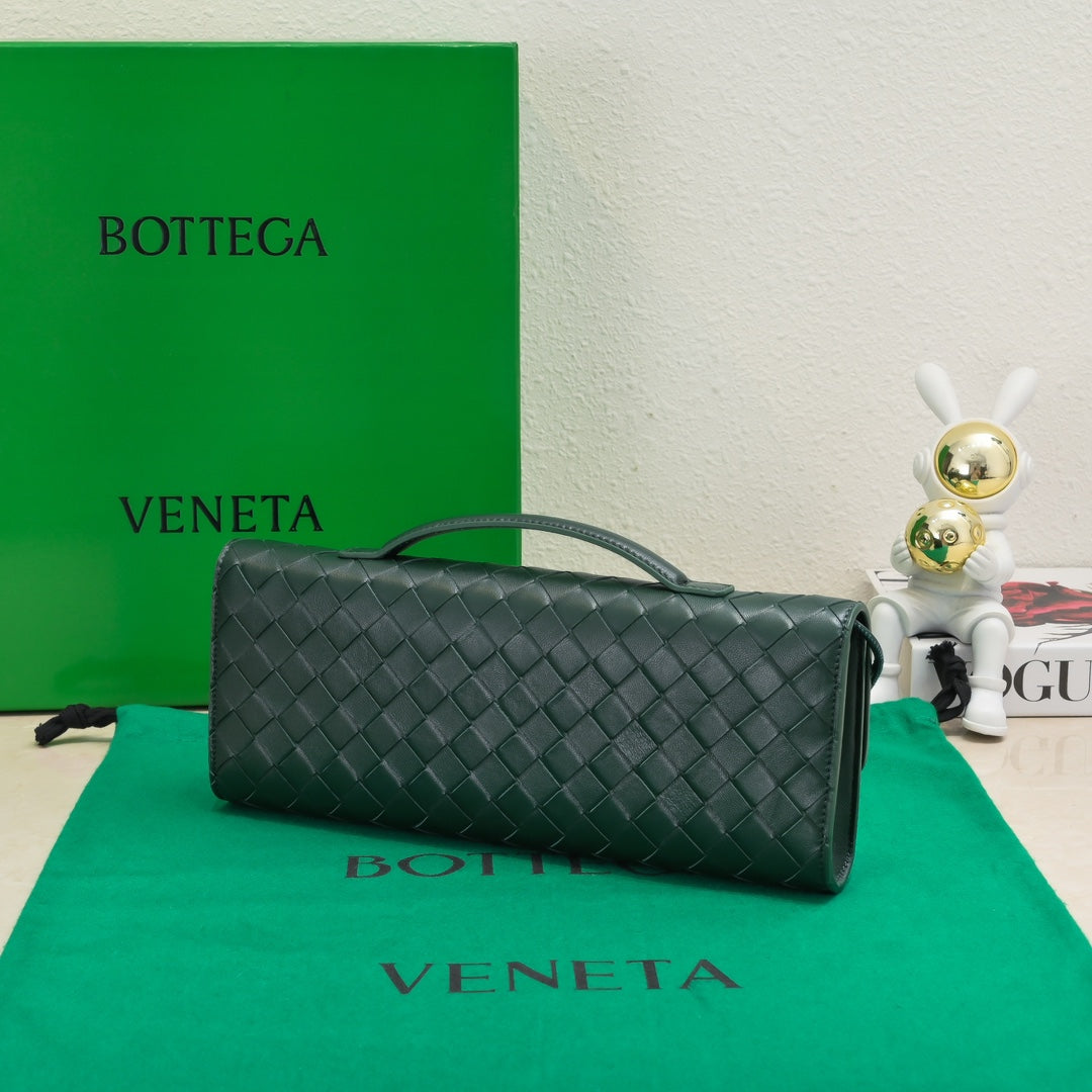 BV Long Clutch Andiamo 31 Dark Green Leather Ghw by House Of Sarah