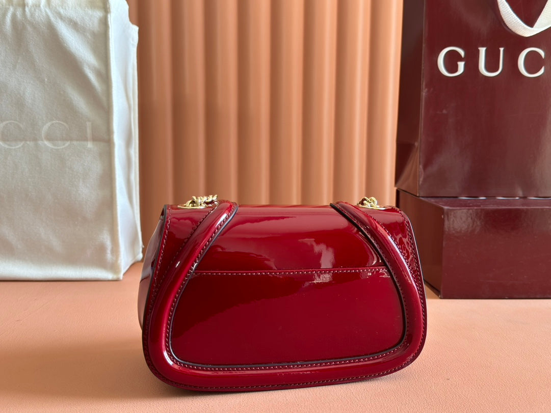 SMALL BLONDIE SHOULDER BAG 21.5 IN RED PATENT CALFSKIN House Of Sarah