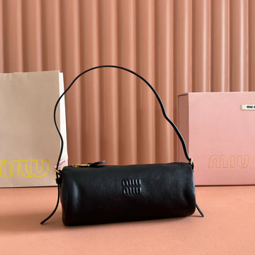 NAPPA POUCH 22 IN BLACK CALFSKIN House Of Sarah Bags