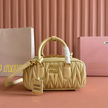 ARCADIE MATELASSÉ BAG 22 BEIGE IN CALFSKIN House Of Sarah