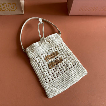 WANDER BUCKET BAG 23 WHITE IN RAFFIA WITH LEATHER TRIM House Of Sarah Bags