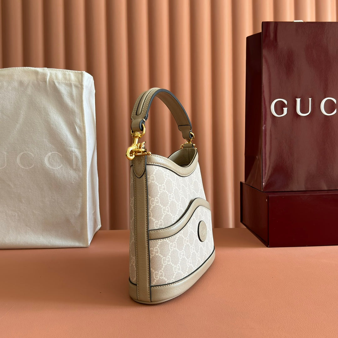 GUCCI 26S SHOULDER BAG 25 IN BEIGE COATED CANVAS by House Of Sarah