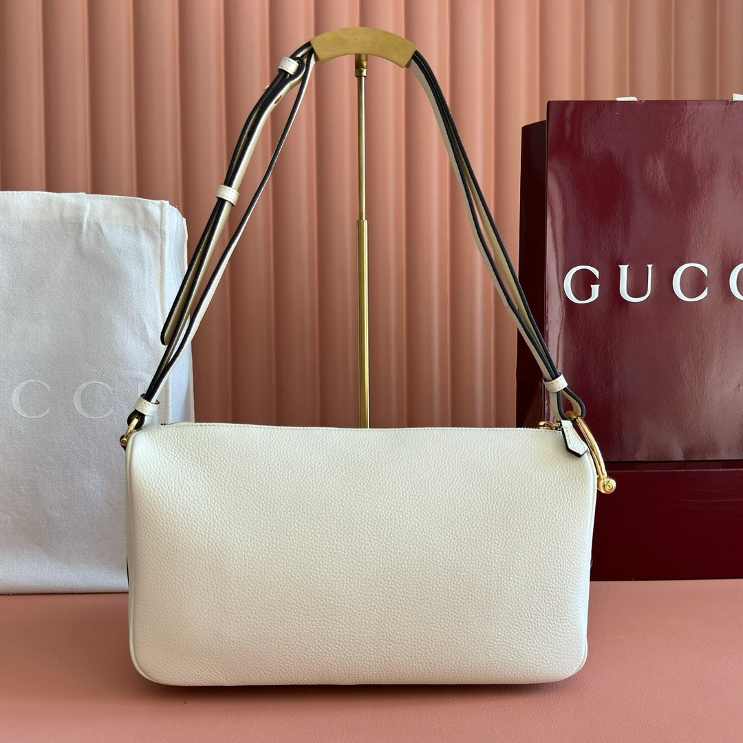 GUCCI 26S SHOULDER BAG 31 IN CREAM WHITE CALFSKIN by House Of Sarah