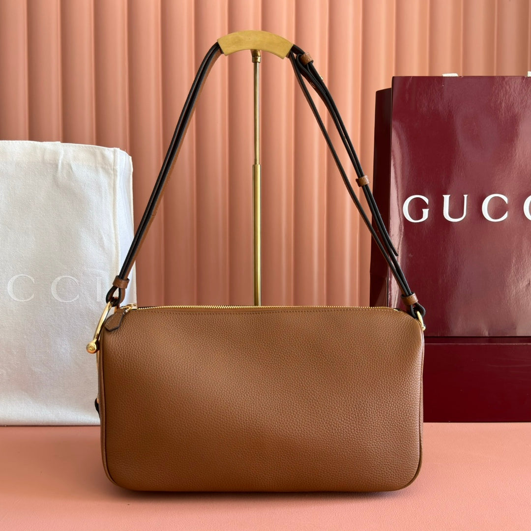 GUCCI 26S SHOULDER BAG 31 IN BROWN CALFSKIN by House Of Sarah
