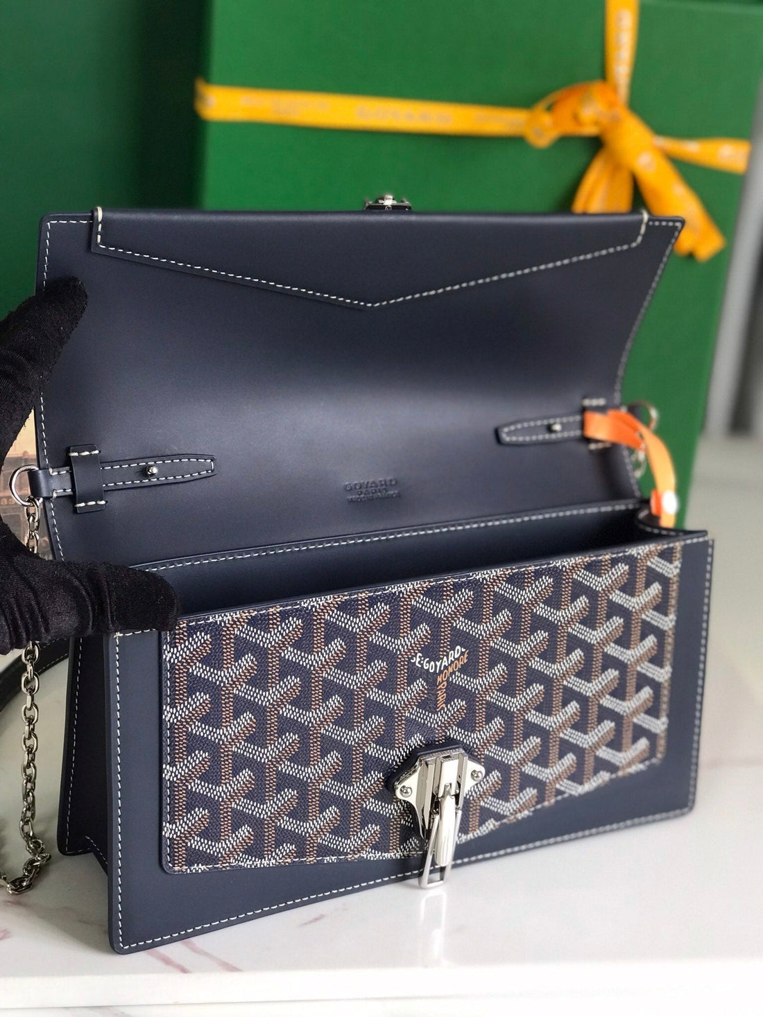 DUCHESSE MARIE-CAROLINE BAG 25 IN NAVY BLUE GOYARDINE CANVAS AND SMOOTH CALFSKIN by House Of Sarah