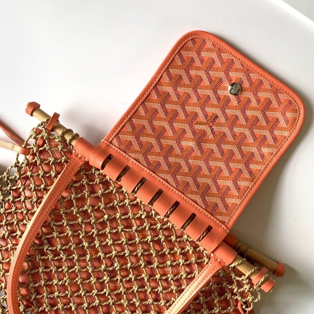ALIGRE BAG 40 IN RED ORANGE WOVEN RAFFIA AND CALFSKIN House Of Sarah