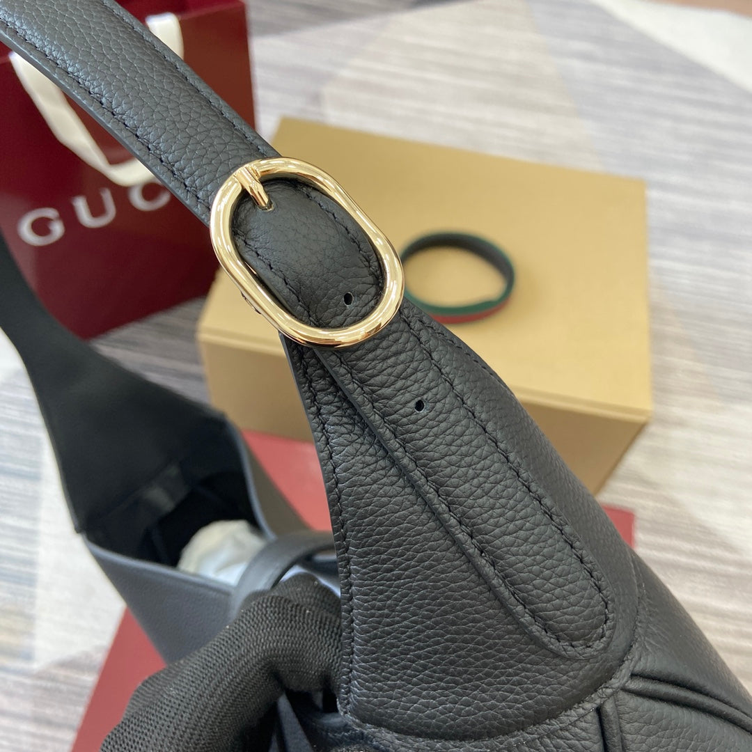 JACKIE LARGE SHOULDER BAG 40 IN BLACK CALFSKIN GOLD HARDWARE House Of Sarah