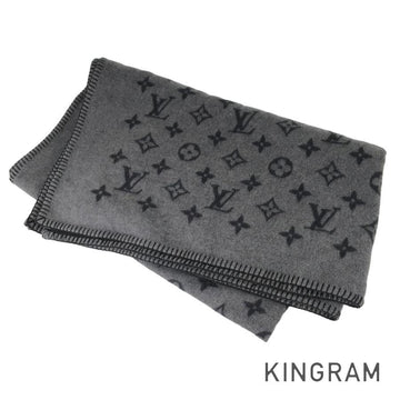 LOUIS VUITTON Monogram M75549 Blanket